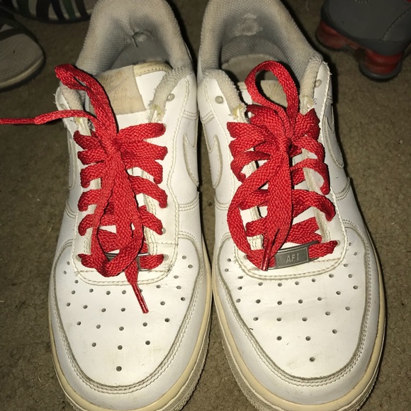 nike air force 1 red laces